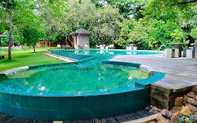 Nil Diya Mankada Safari Lodge