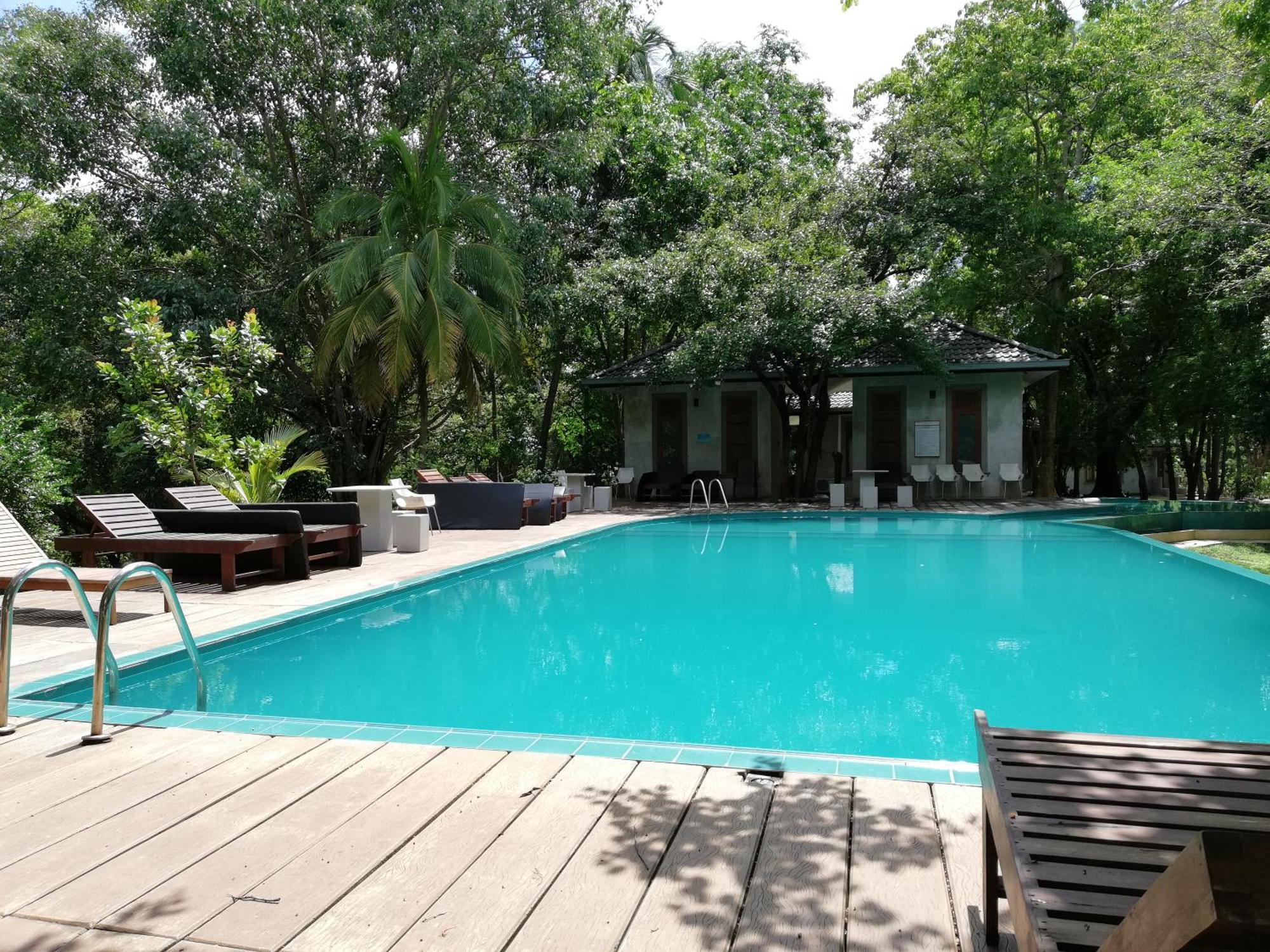 Nil Diya Mankada Safari Lodge Udawalawe Exterior photo