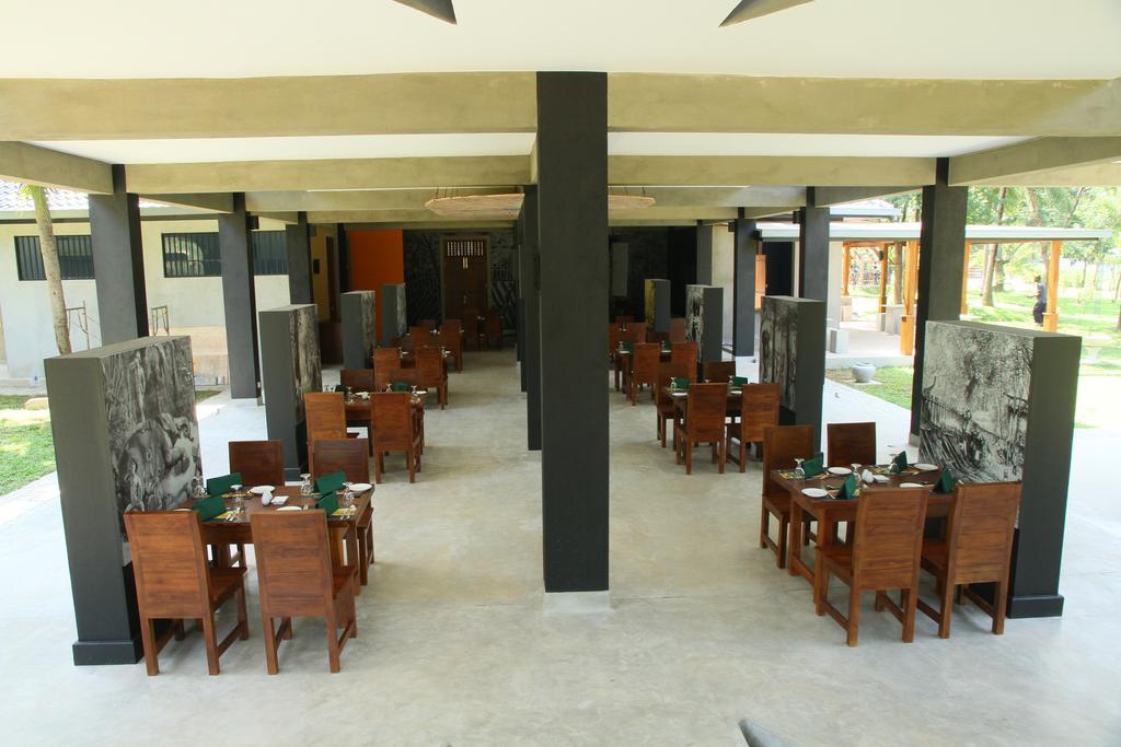 Nil Diya Mankada Safari Lodge Udawalawe Exterior photo