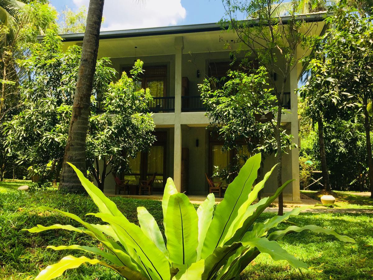 Nil Diya Mankada Safari Lodge Udawalawe Exterior photo
