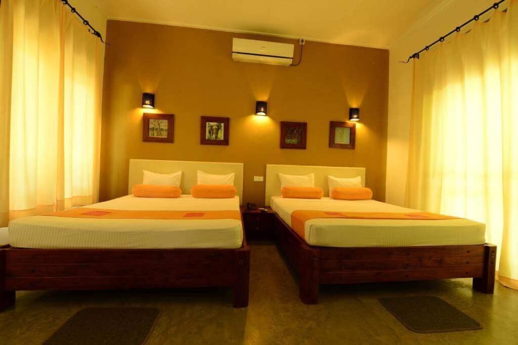 Nil Diya Mankada Safari Lodge Udawalawe Room photo